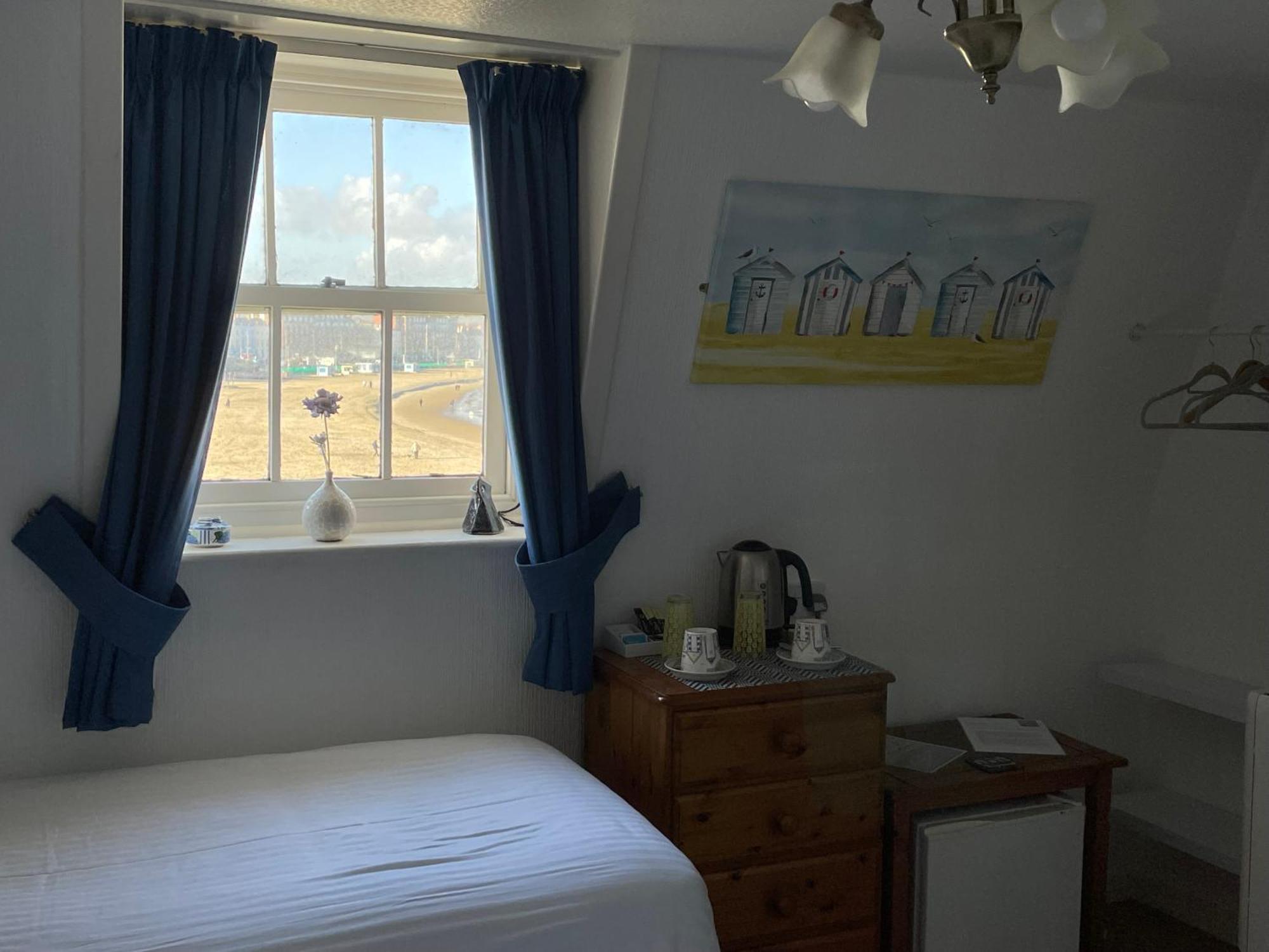 Seascape Guest House Weymouth Exterior photo